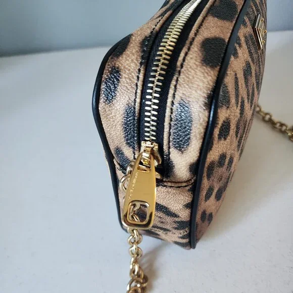 Dolce & Gabbana Camera Bag "EUC" - Picture 6 of 16